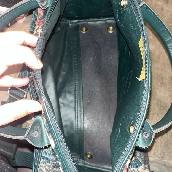 JCPenney Jaguar Floral Tapestry Travel Bag with Green Accents - Picture 5 of 5